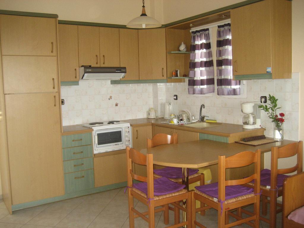 Stelios Apartments Istro Ngoại thất bức ảnh