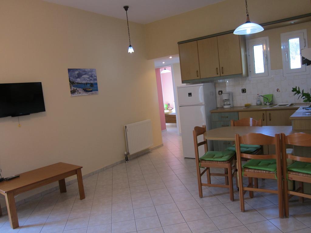 Stelios Apartments Istro Ngoại thất bức ảnh